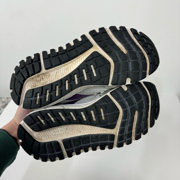 Brooks grey gray purple Ariel 20 running shoes athletic - Picture 7 of 8